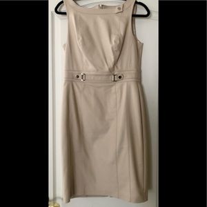 White House black market shift dress *size 8*